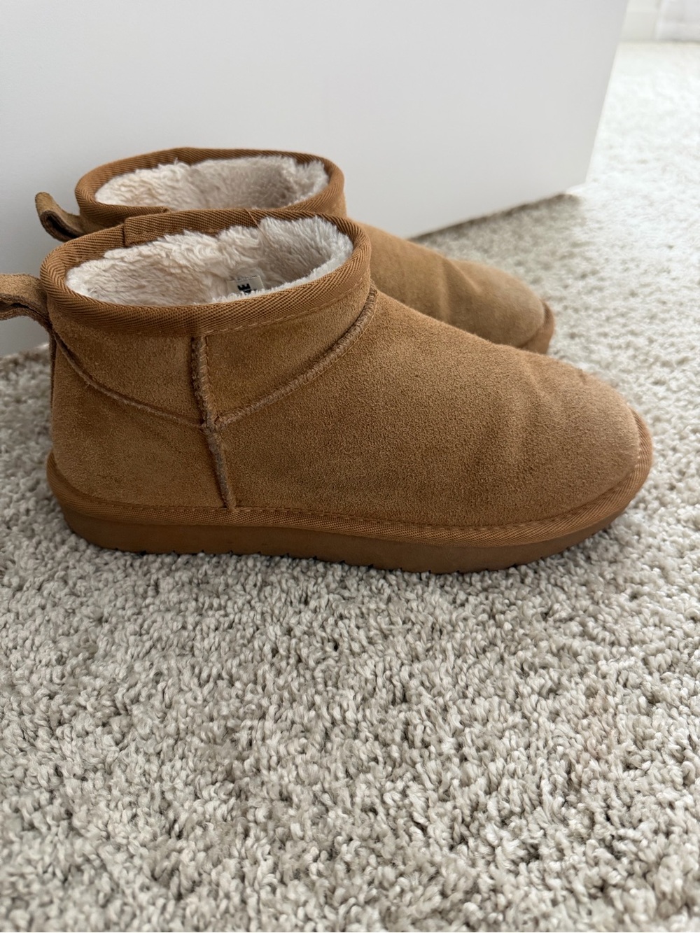 Womens Cozy Faux-Suede Ankle Boots in Chestnut Brown